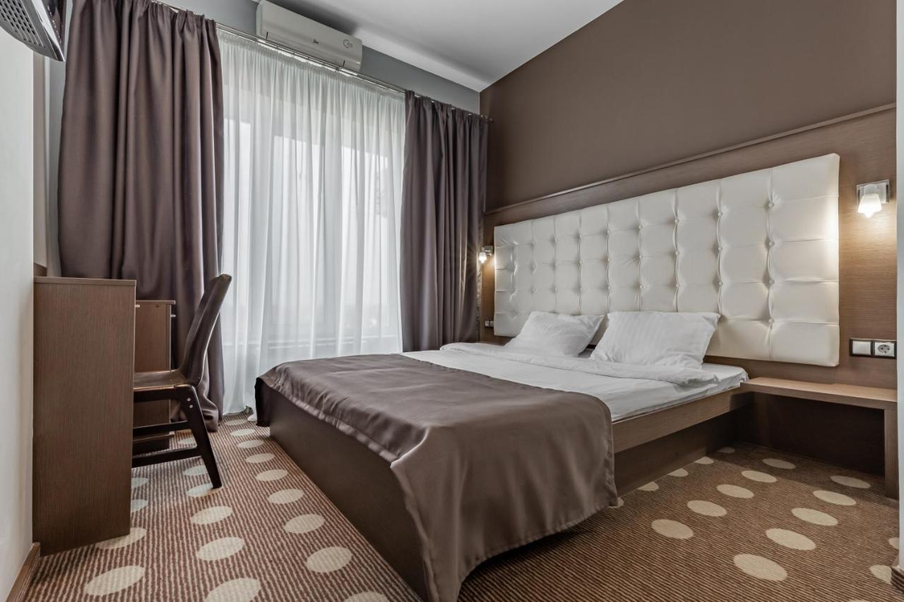 Ambassador Plaza Hotell Kiev Exteriör bild