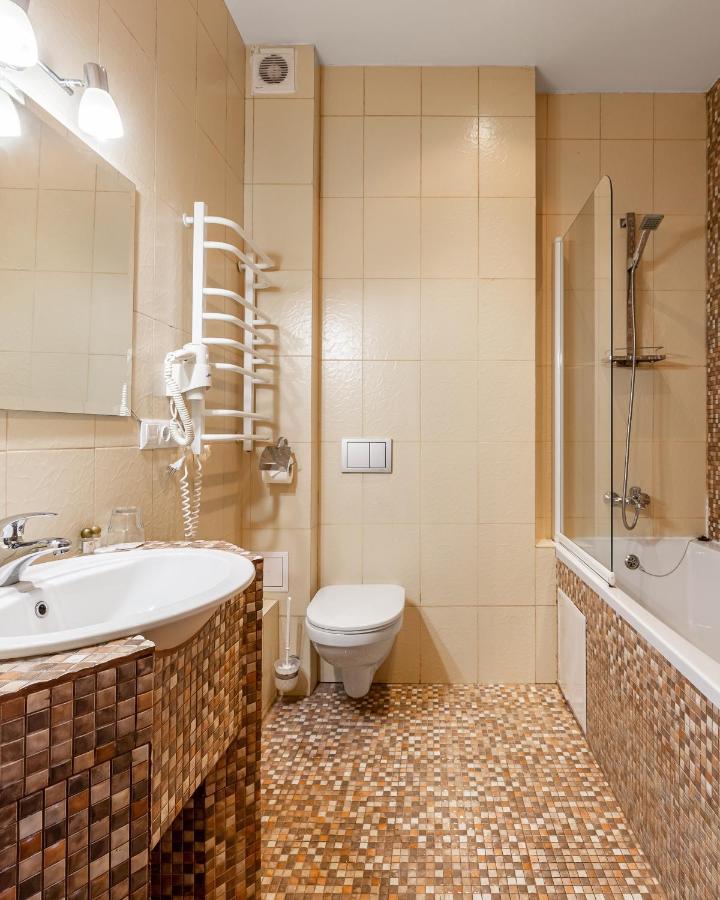 Ambassador Plaza Hotell Kiev Exteriör bild
